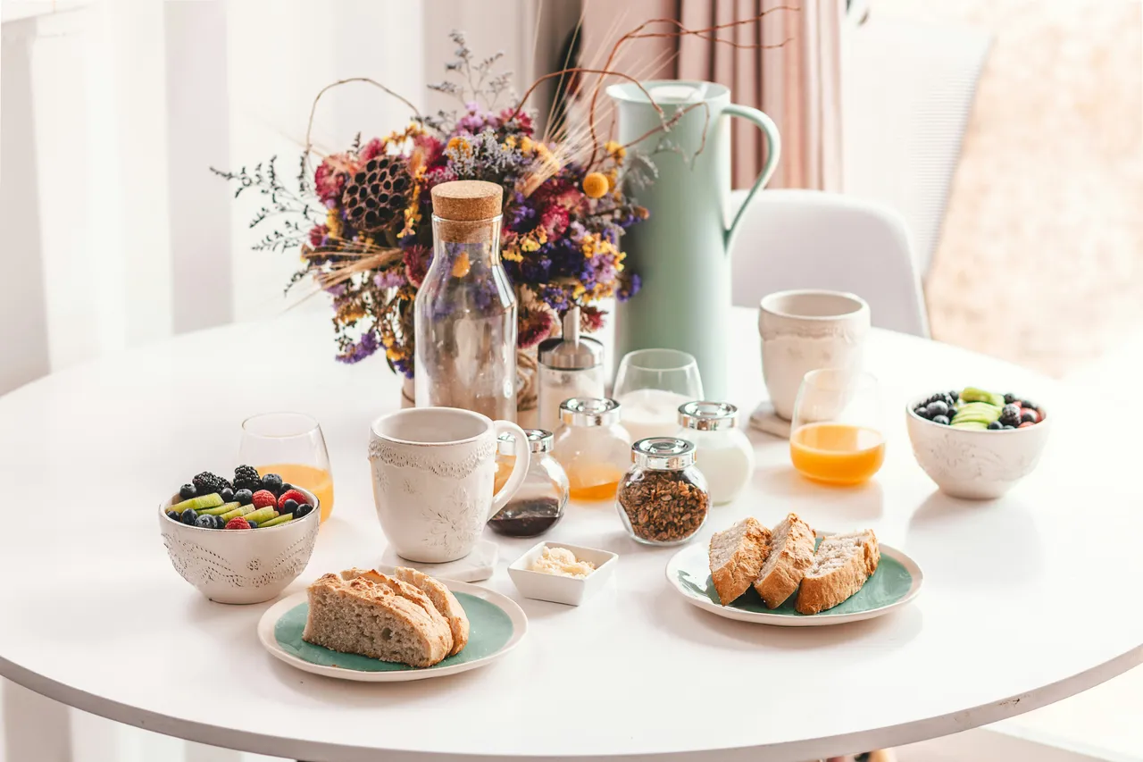 SC - Colazione salata con uova e bilancia